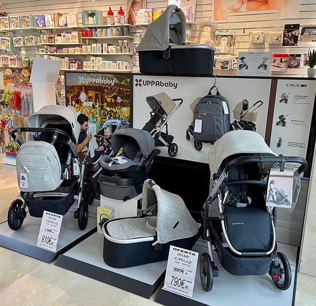 uppababy cruz vs vista price point