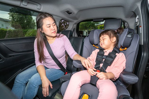 when to switch your baby to a convertible car seat