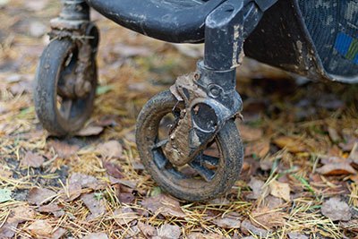 best way to clean baby stroller